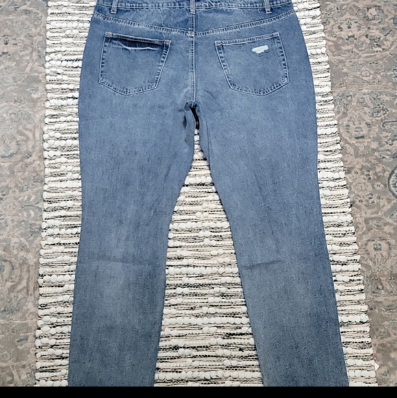 AFRM-High Rise-Distressed-Jeans - Picture 2 of 5